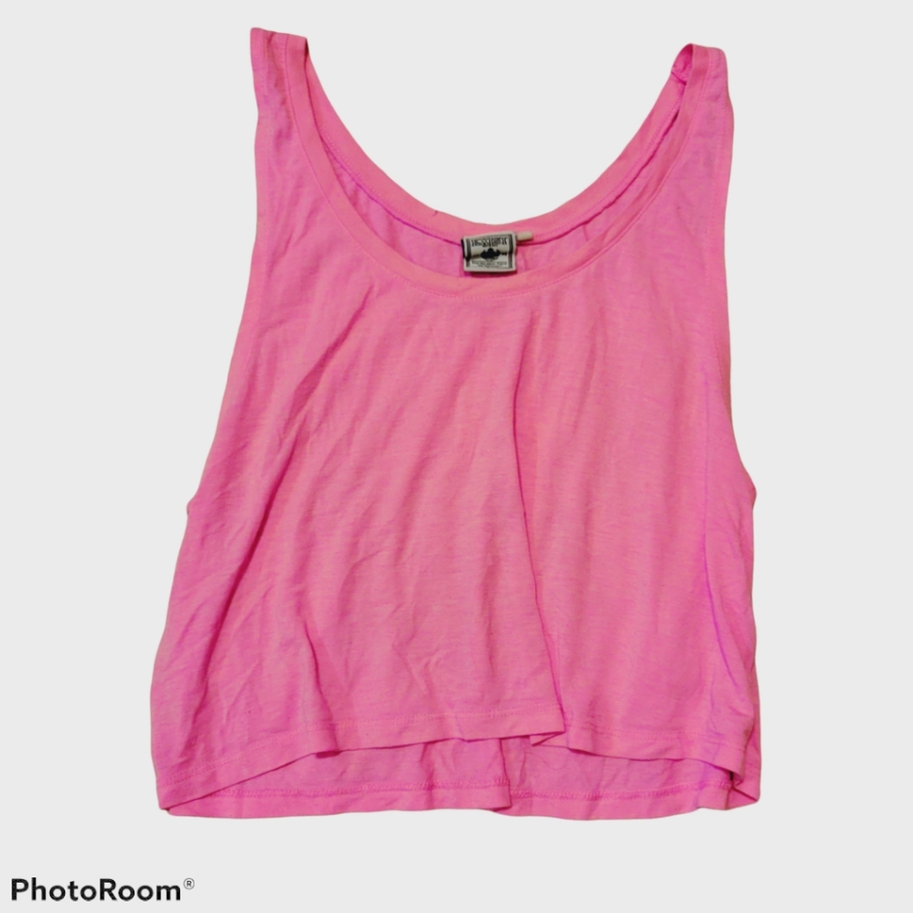 Pink high low crop top